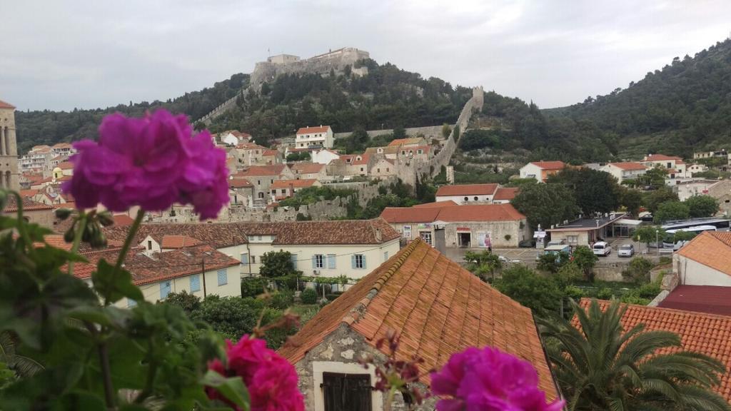 Ana Tudor Apartments Hvar Town Exterior foto